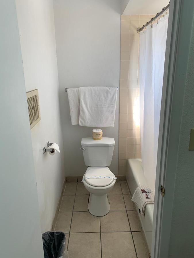Economy Inn Кингман Экстерьер фото