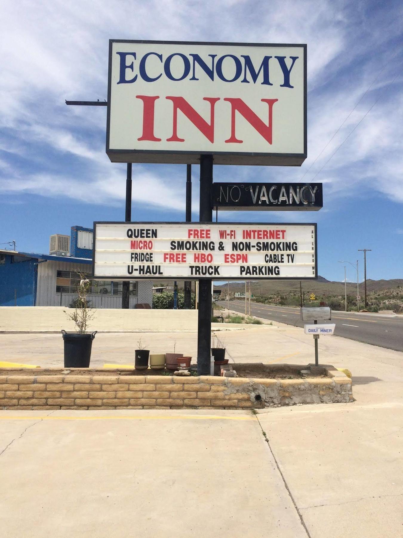 Economy Inn Кингман Экстерьер фото